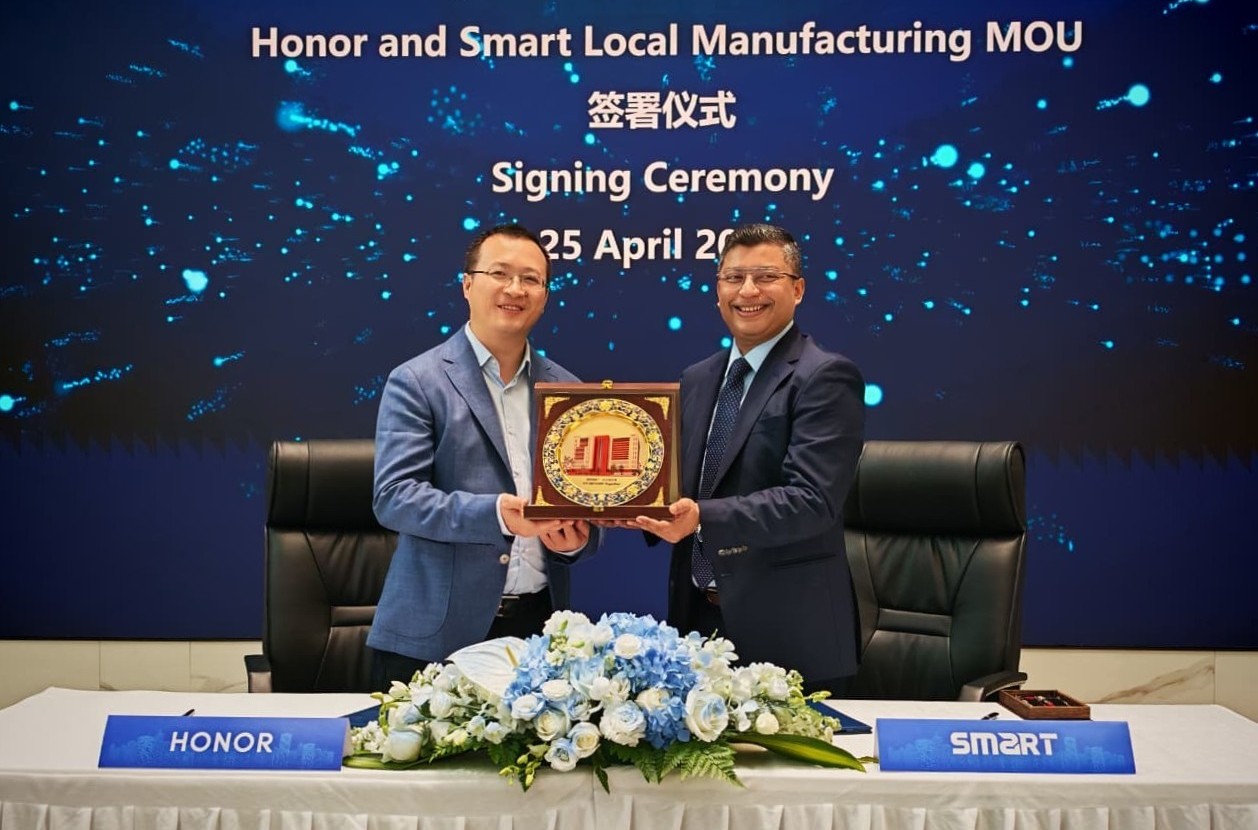 বাংলাদেশে উৎপাদন শুরু করতে যাচ্ছে এআই প্রযুক্তি ব্র্যান্ড অনার দেশে উদ্ভাবনের নতুন যুগের সূচনা 1