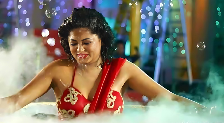 মৌসুমী হামিদের স্বল্পদৈর্ঘ্য ও পূর্ণদৈর্ঘ্য চলচ্চিত্র আসছে 1 মৌসুমী হামিদের স্বল্পদৈর্ঘ্য ও পূর্ণদৈর্ঘ্য চলচ্চিত্র আসছে 1