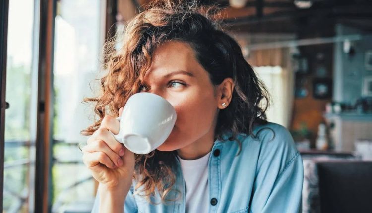 অনিয়ন্ত্রিত ক্যাফেইন গ্রহণে শরীরের যে ক্ষতি হয় 1 অনিয়ন্ত্রিত ক্যাফেইন গ্রহণে শরীরের যে ক্ষতি হয় 1