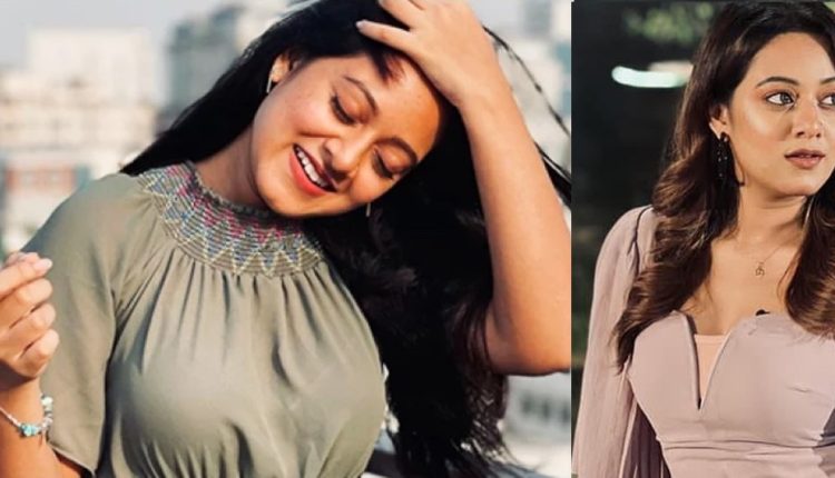 ছোটবেলায় আমি ভ্যালেন্টাইন কার্ড দিতাম: দীঘি 1 ছোটবেলায় আমি ভ্যালেন্টাইন কার্ড দিতাম: দীঘি 1