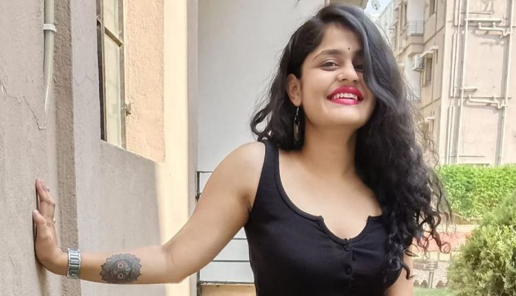 ‘মুসলিমদের থেকে হিন্দুরাই বেশি গরুর মাংস খায়’ -তিথি বসু 2