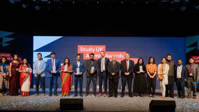 স্টাডি ইউকে অ্যালামনাই অ্যাওয়ার্ডস ২০২৭-এর আবেদন আহ্বান ব্রিটিশ কাউন্সিলের 1 স্টাডি ইউকে অ্যালামনাই অ্যাওয়ার্ডস ২০২৭-এর আবেদন আহ্বান ব্রিটিশ কাউন্সিলের 1